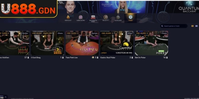 Tập trung quan sát bàn cược để có quyết định đúng đắn